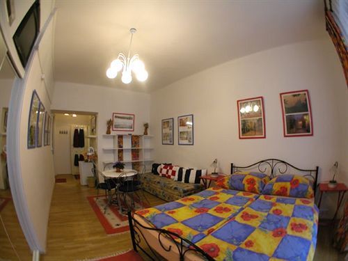 Pragues Rainbow Guest House Exterior foto