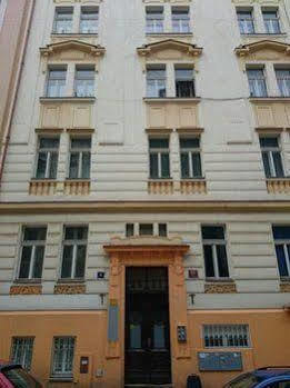 Pragues Rainbow Guest House Exterior foto